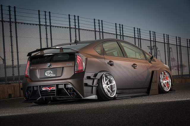 KUHLHYBRID　ZVW30　PRIUS　30R-GT　WIDEBODY