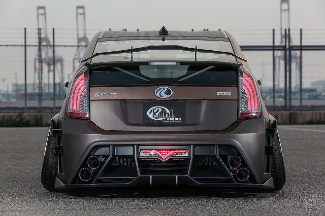 KUHLHYBRID　ZVW30　PRIUS　30R-GT　WIDEBODY