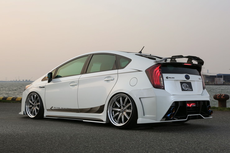 Kuhl Hybrid 30PRIUS BODYKIT 30R-GT