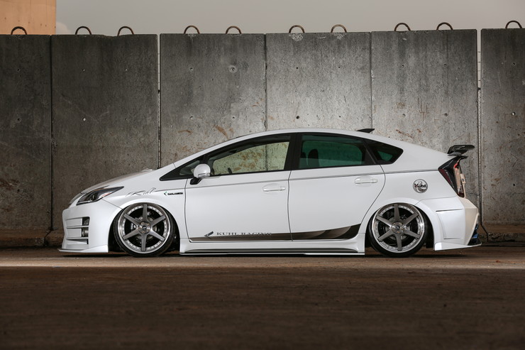 Kuhl Hybrid 30PRIUS BODYKIT 30R-GT