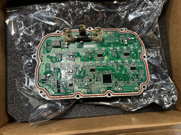 テスラ　新型モデルY　インバーター - Image 2